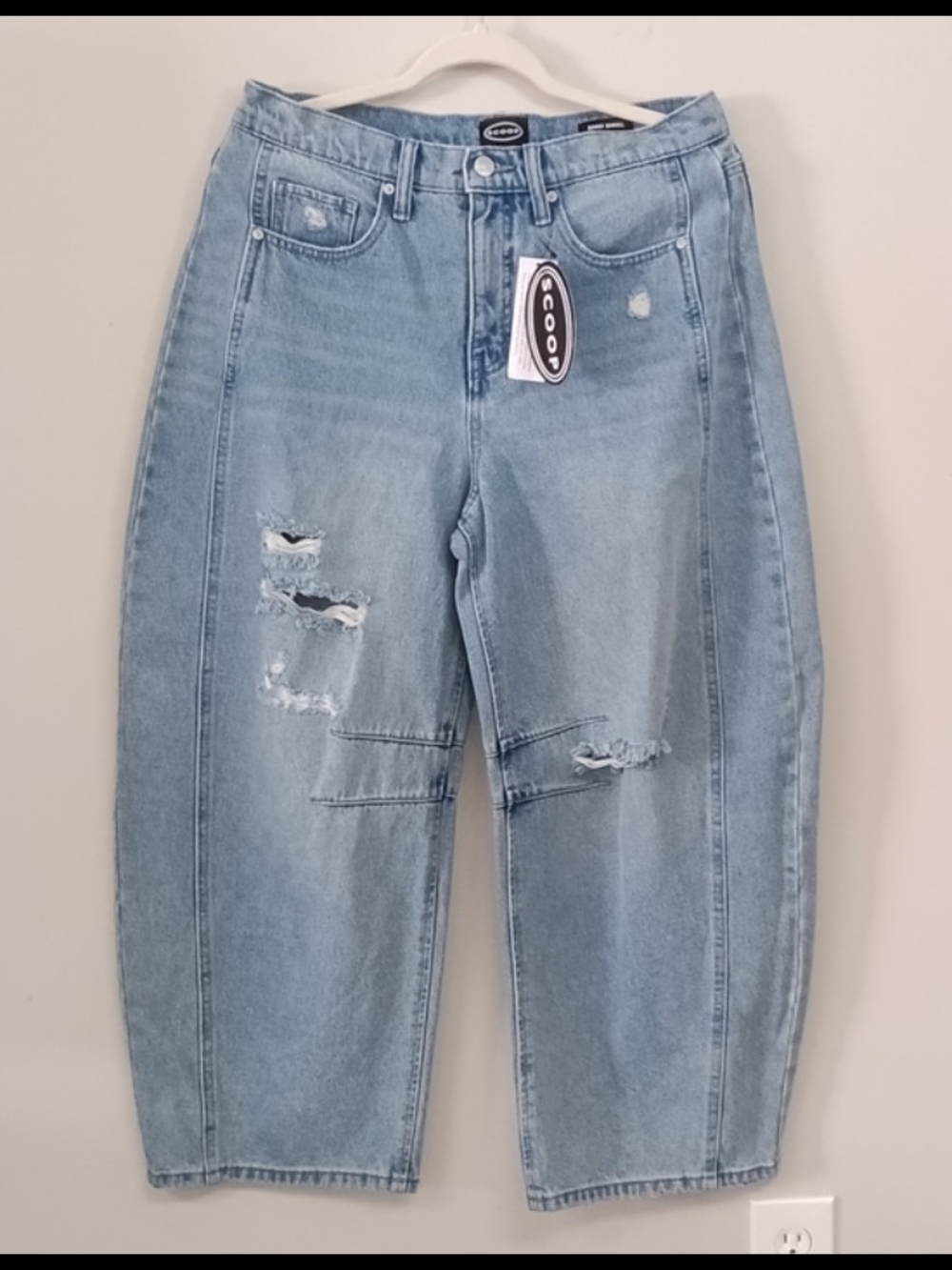 NWT Scoop Baggy Barrel Light Wash Distressed High Waist Ankle Jeans Size 8